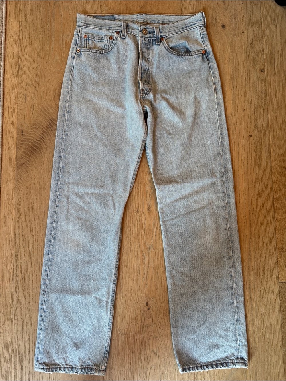 Vintage 501’s Levi's Light Wash Straight Jeans - Picture 10 of 11